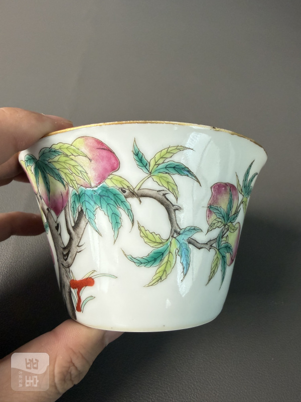 清光绪 粉彩九桃纹杯 - 图7